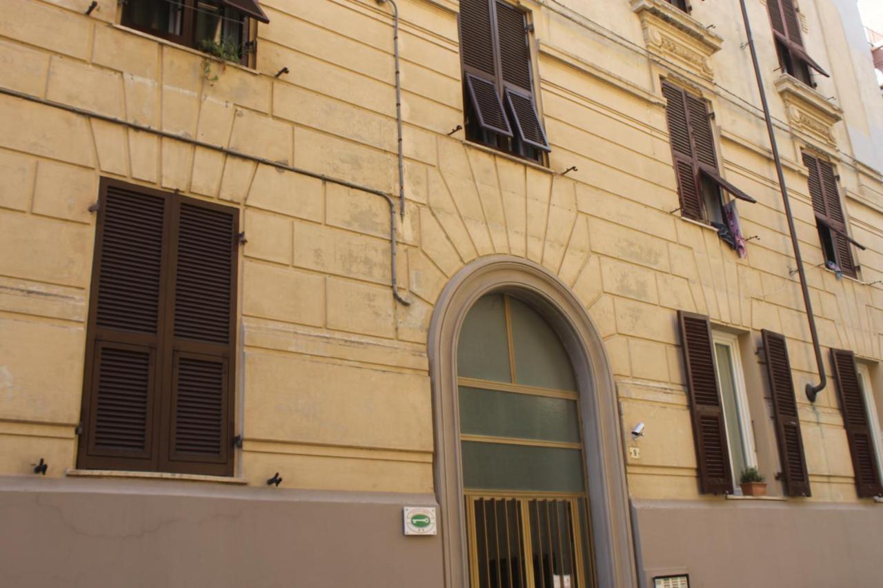 Shelley Affittacamere La Spezia Exterior foto